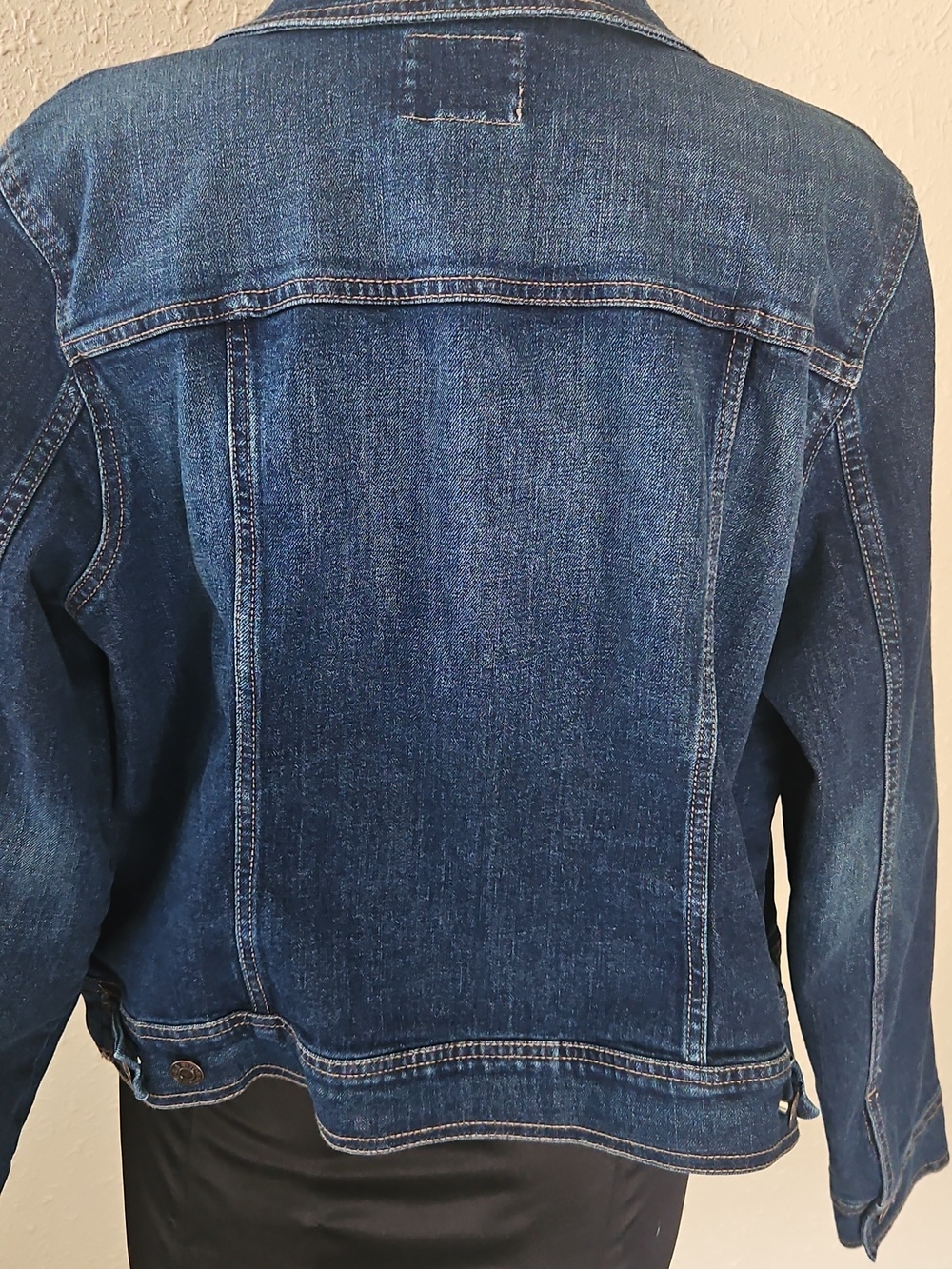 Old Navy Dark Wash Denim Jacket - Womens - Picture 2 of 5